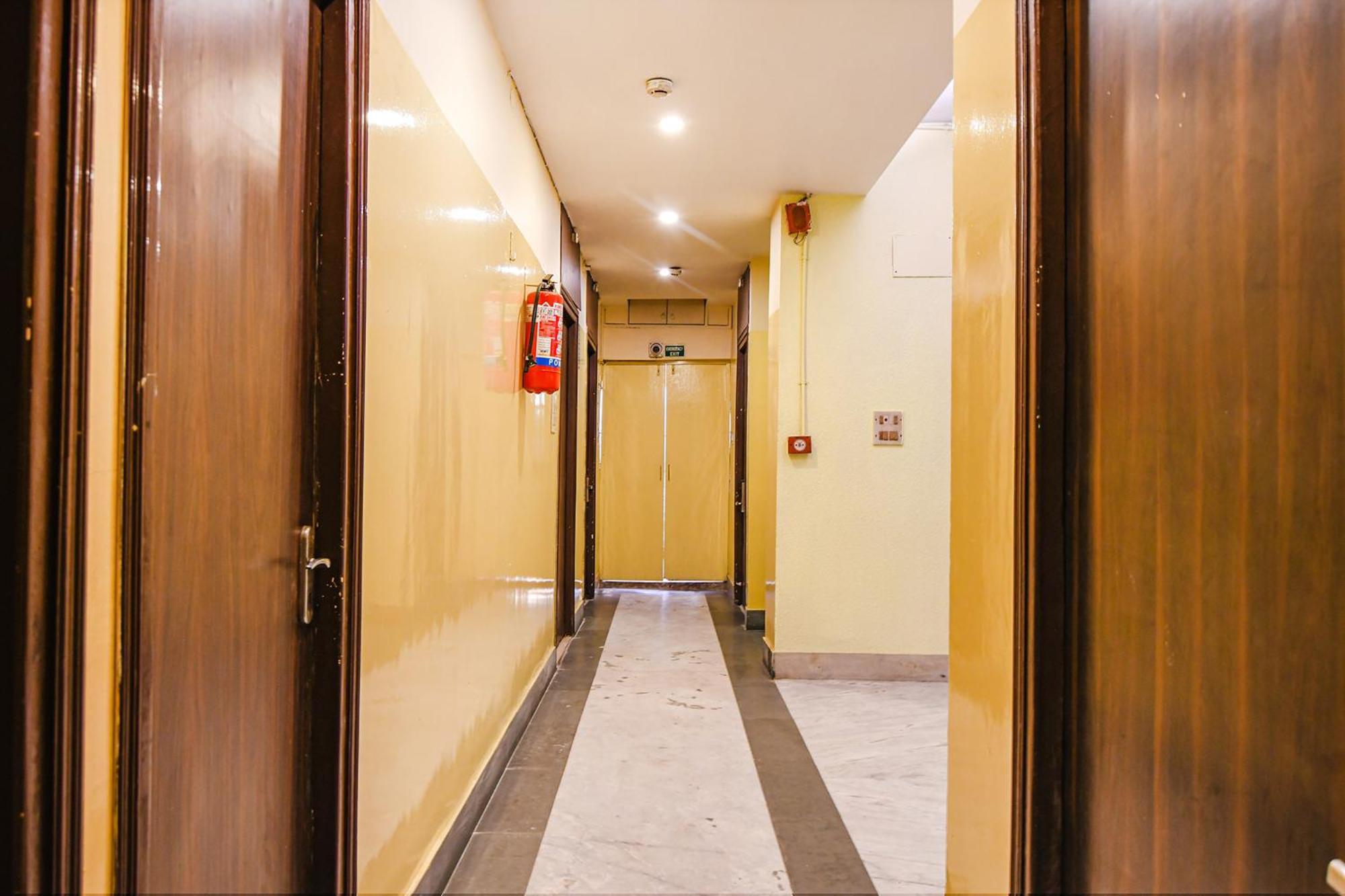Fabhotel Aayash - Nr City Center Metro Station Калькутта Экстерьер фото